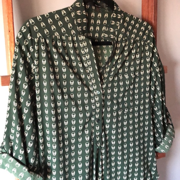 ModCloth Skull 💀 tunic sz M - Picture 2 of 6